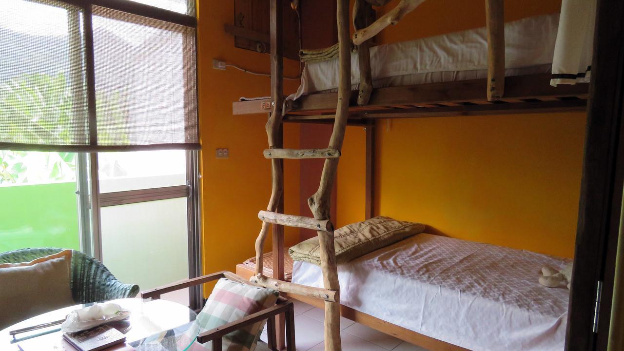 Dulan Groundnut Backpacker Hostel Donghe Exterior photo