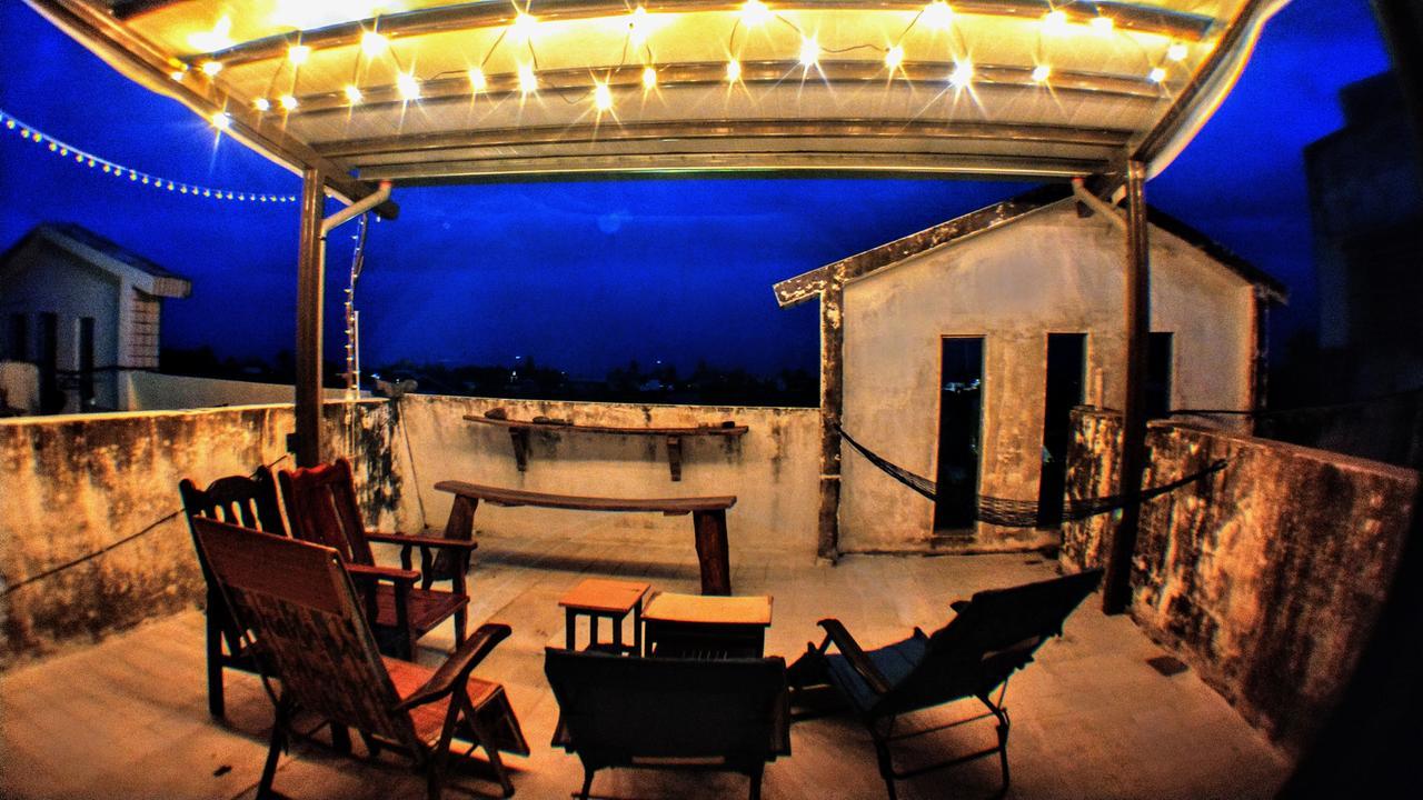 Dulan Groundnut Backpacker Hostel Donghe Exterior photo